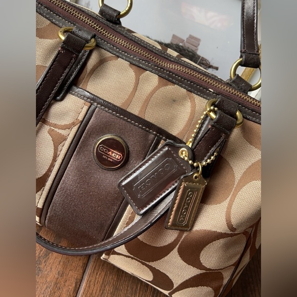 COACH Vintage Boston - Picture 6 of 6